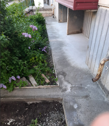 Закончен ремонт отмостки.👍🏻🏡ул. Уральская д.2