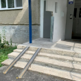 Устройство пандуса для контейнера ТБО.