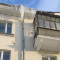 Расчистка кровли от снега и наледи