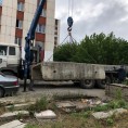 📌Монтаж системы водоотведения талых вод от двора и фундамента дома Автозаводцев 5.