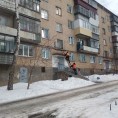 ✅Очистка подъездных козырьков от наледи и мусора.